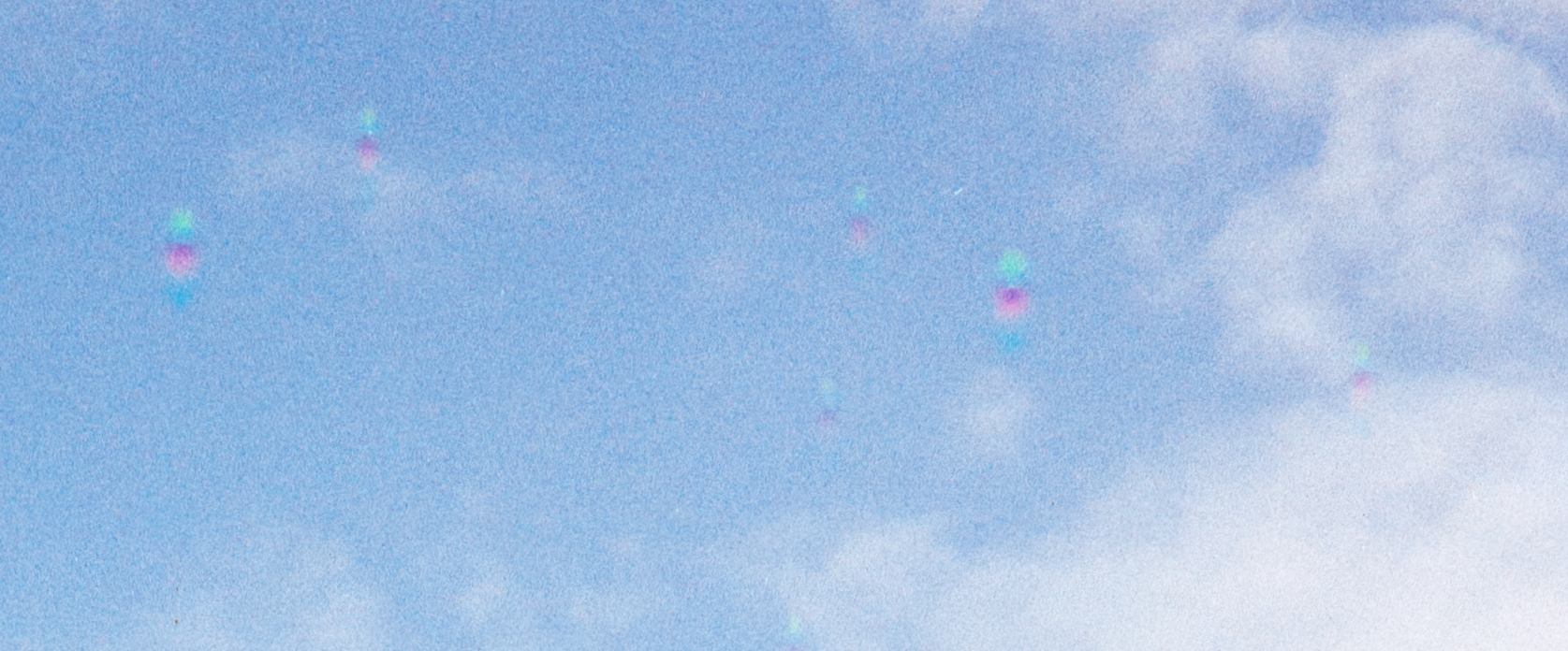 Example of the RGB spots, indicating that this is the preproduction batch of the film.